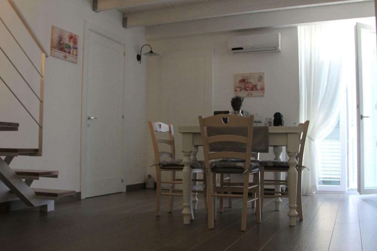 Dimora Della Castellana Apartamento Lecce Exterior foto