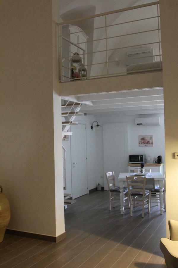Dimora Della Castellana Apartamento Lecce Exterior foto