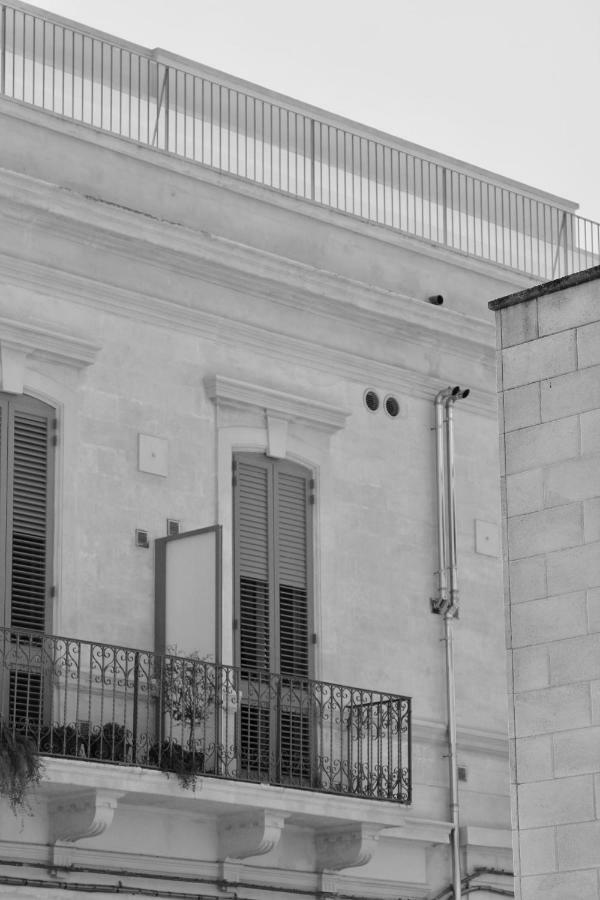 Dimora Della Castellana Apartamento Lecce Exterior foto